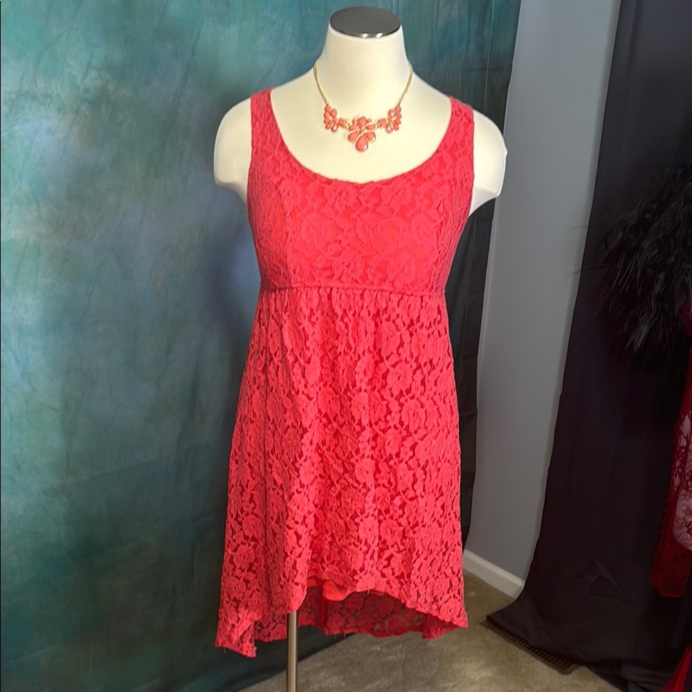 Sleeveless Pink Lace Top